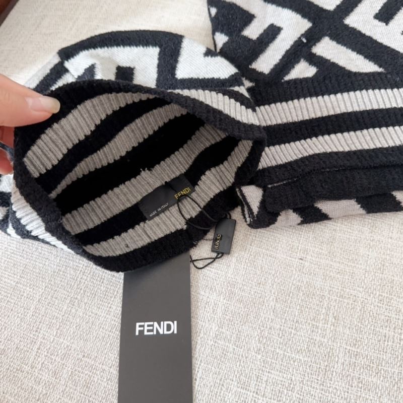 Fendi Caps Scarfs